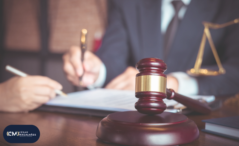 O Papel do Advogado Criminalista e Familiar na Solução de Questões Legais Complexas